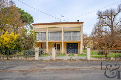 Maison - 178 m² - 6 pièces