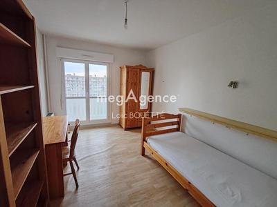 Appartement - 75 m² - 4 pièces