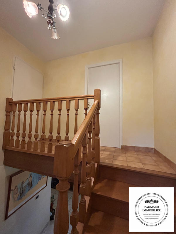 Maison - 191 m² - 8 pièces