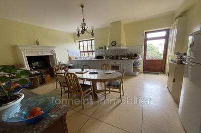 Manoir - 570 m² - 14 pièces