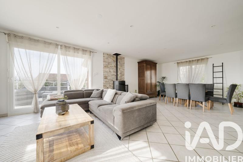 Maison - 140 m² - 5 pièces