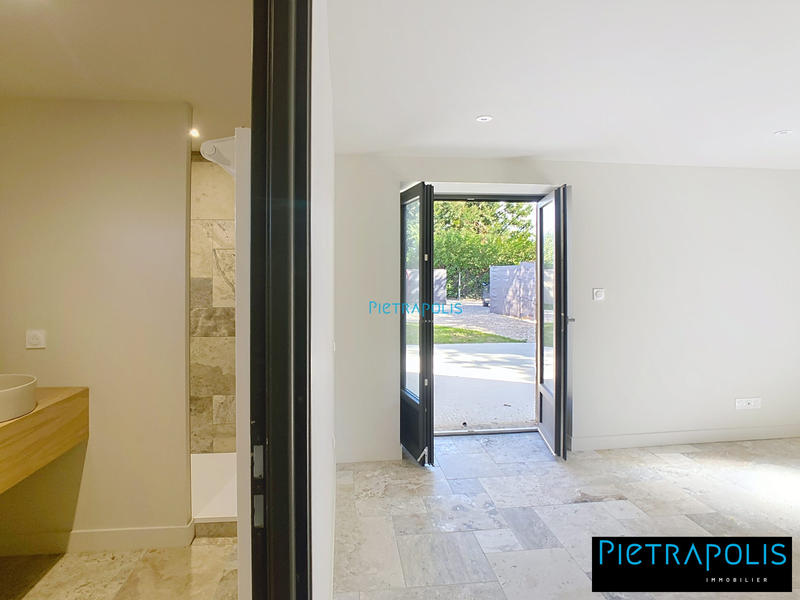 Maison - 180 m² - 7 pièces