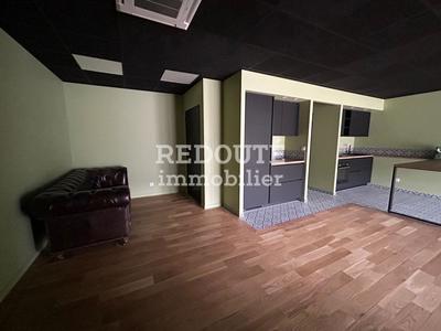 Bureau - 50 m² - 1 pièce