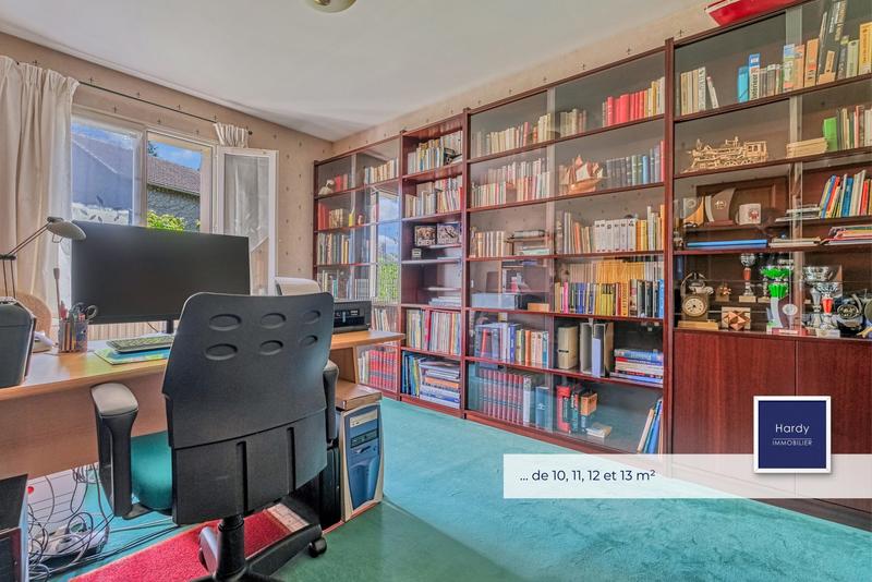 Maison - 137 m² - 7 pièces