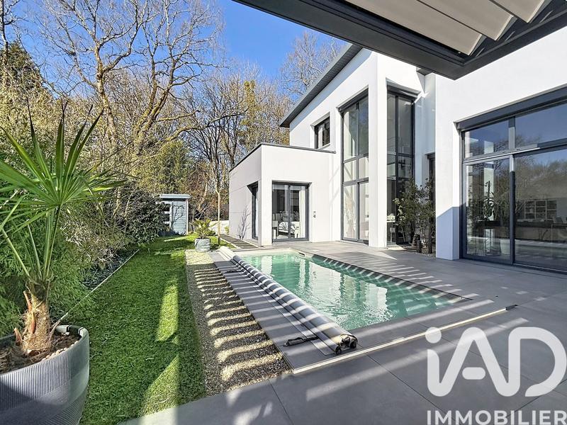 Maison - 157 m² - 6 pièces