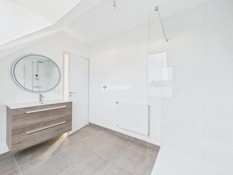 Maison - 111 m² - 5 pièces