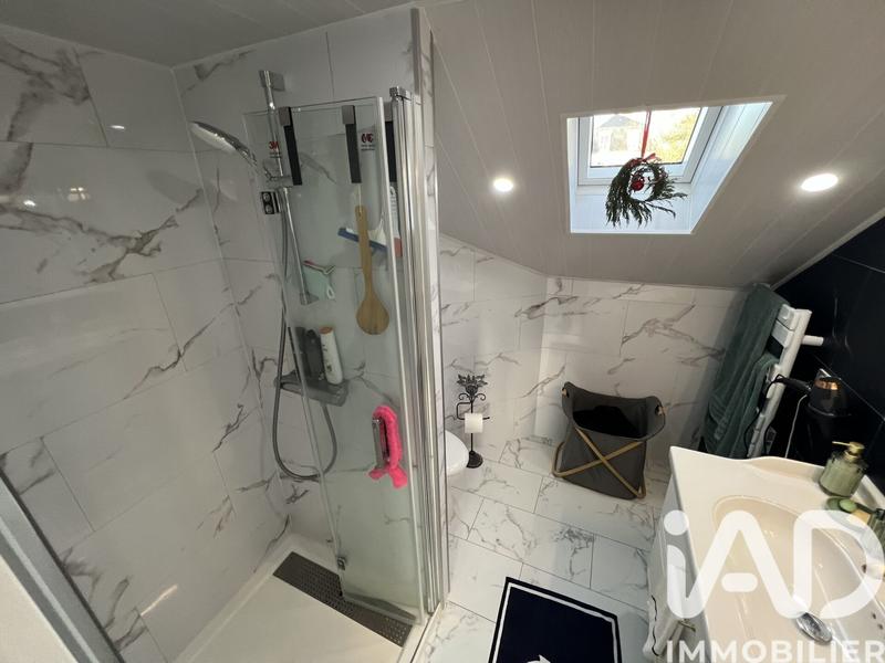 Maison - 145 m² - 6 pièces