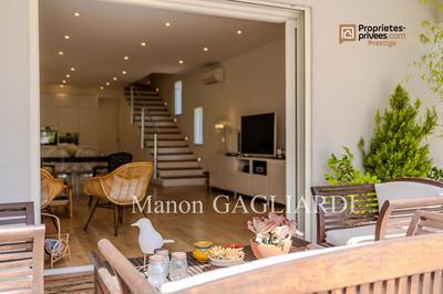 Villa - 150 m² - 5 pièces