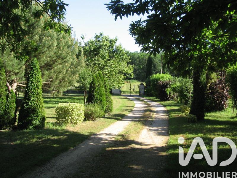 Maison de campagne - 199 m² - 11 pièces