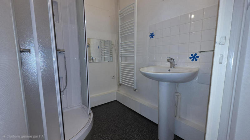 Maison - 216 m² - 10 pièces