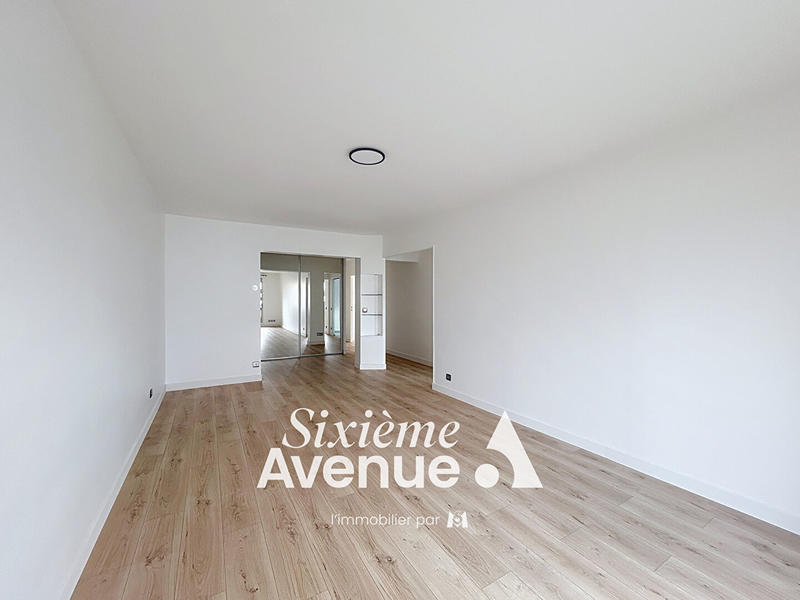 Appartement - 81 m² - 4 pièces