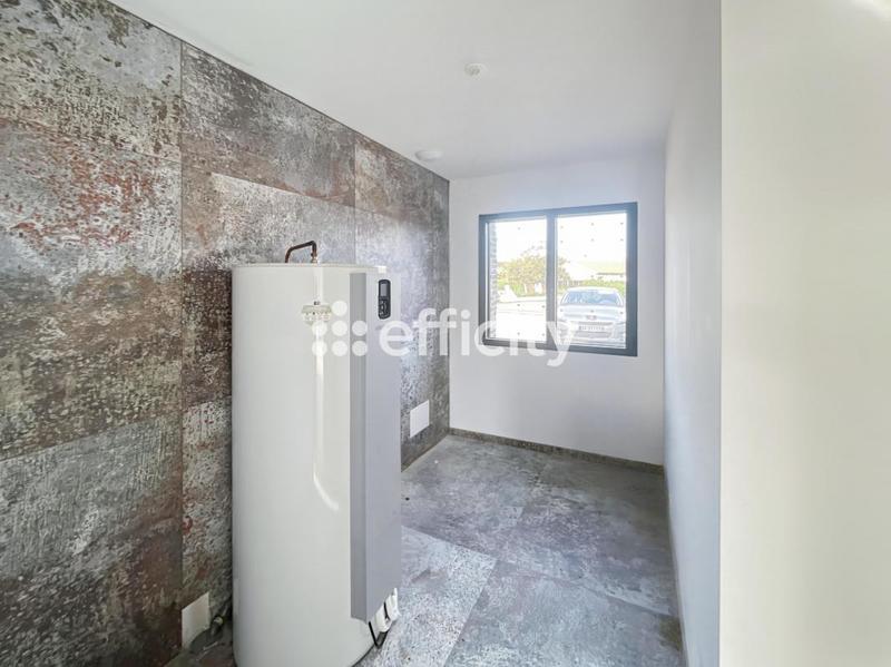 Maison - 150 m² - 4 pièces