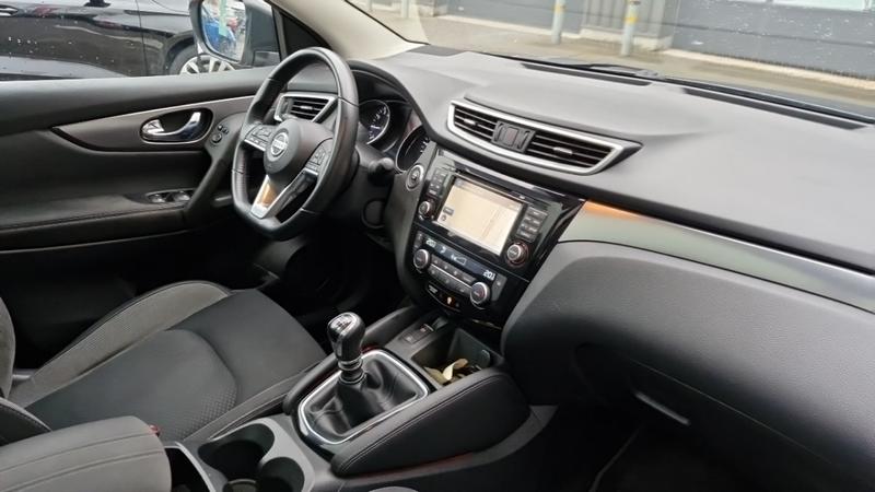 Nissan Qashqai 1.2 Dig-T 115 n-Connecta