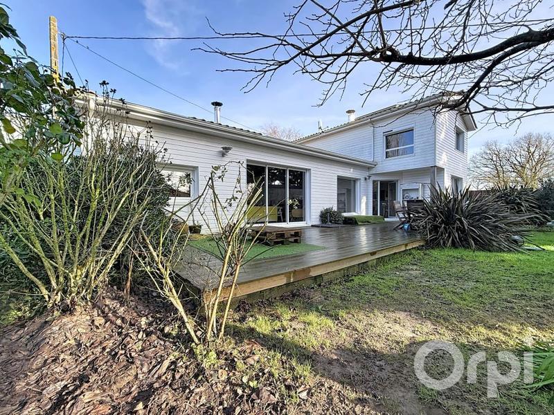 Maison - 146 m² - 5 pièces