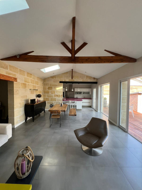 Maison - 174 m² - 6 pièces