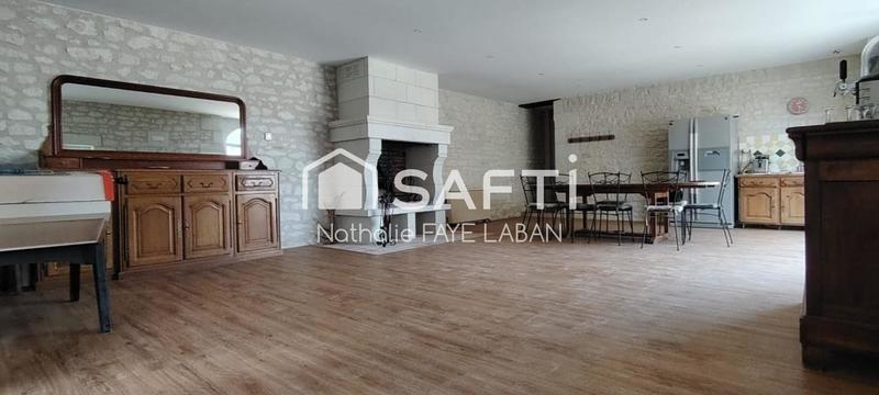 Maison - 325 m² - 8 pièces