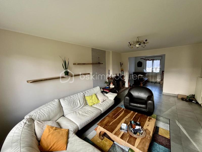 Maison - 142 m² - 8 pièces