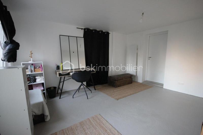 Pavillon - 175 m² - 9 pièces