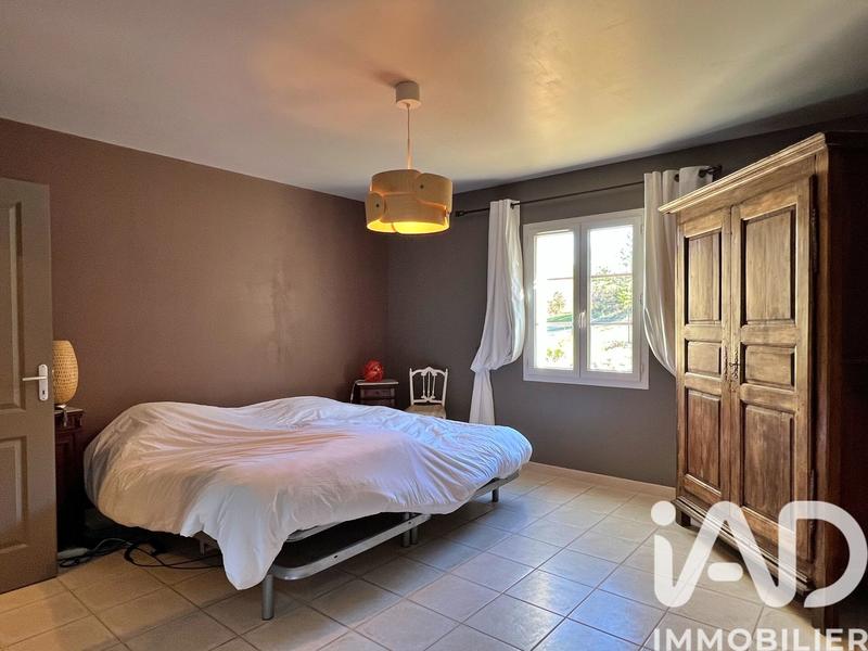 Maison - 266 m² - 7 pièces