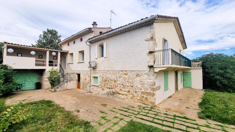 Maison - 162 m² - 8 pièces