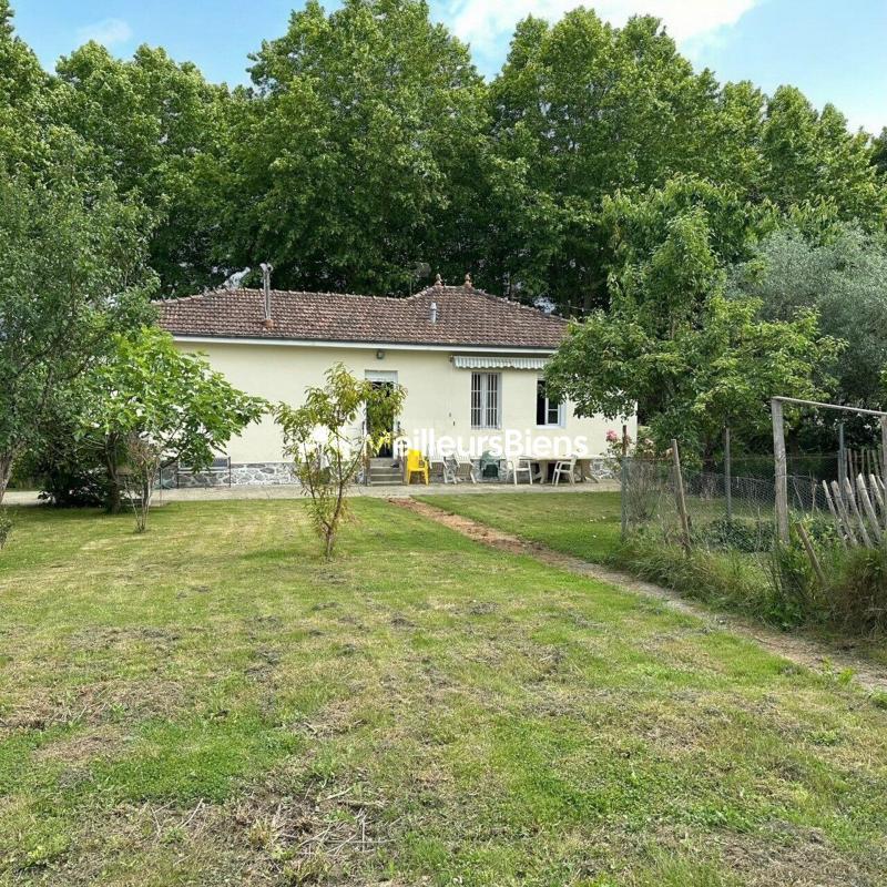 Maison - 95 m² - 5 pièces
