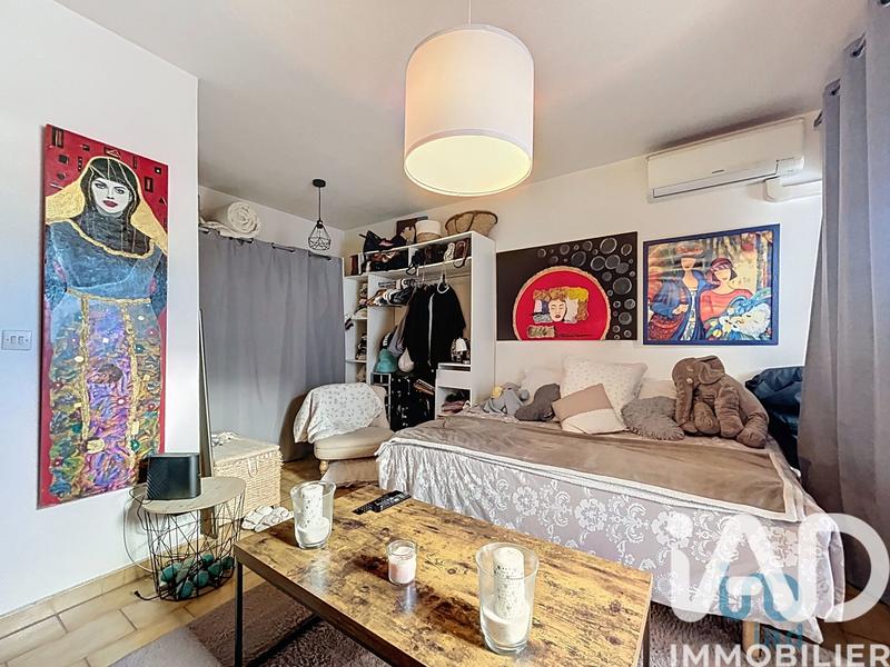 Studio - 25 m² - 1 pièce