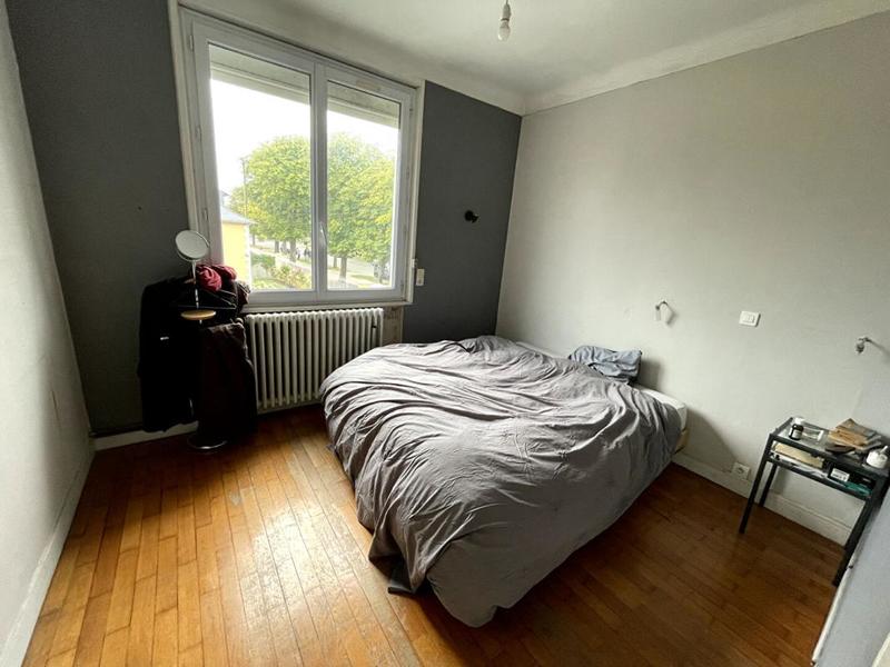 Maison - 380 m² - 16 pièces