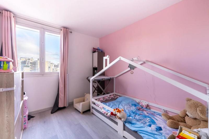 Appartement - 81 m² - 4 pièces