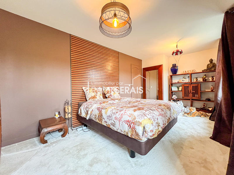 Maison - 187 m² - 5 pièces