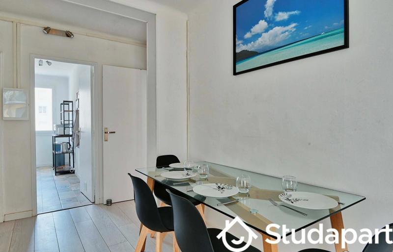 Chambre - 27 m² - 1 pièce