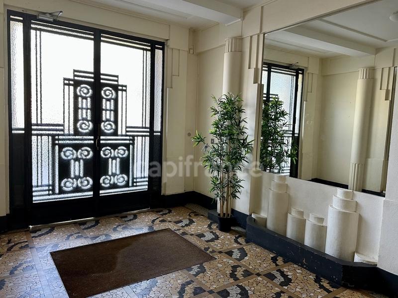 Appartement bourgeois - 62 m² - 2 pièces