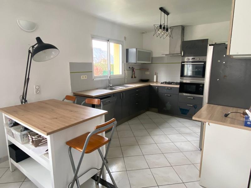 Maison - 102 m² - 5 pièces