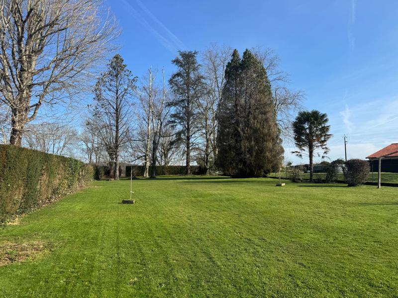 Maison - 182 m² - 7 pièces