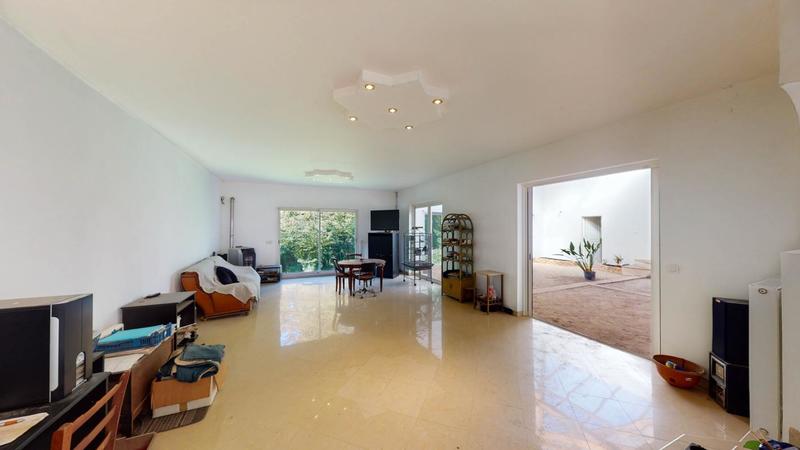 Maison - 170 m² - 7 pièces