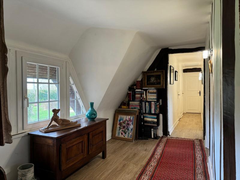 Maison - 210 m² - 8 pièces