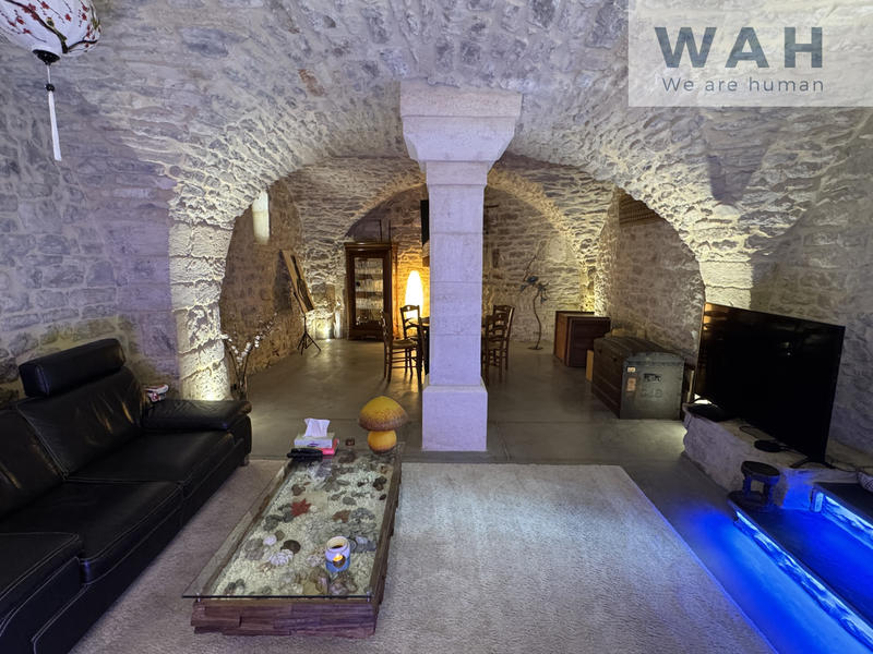 Maison de village - 200 m² - 6 pièces