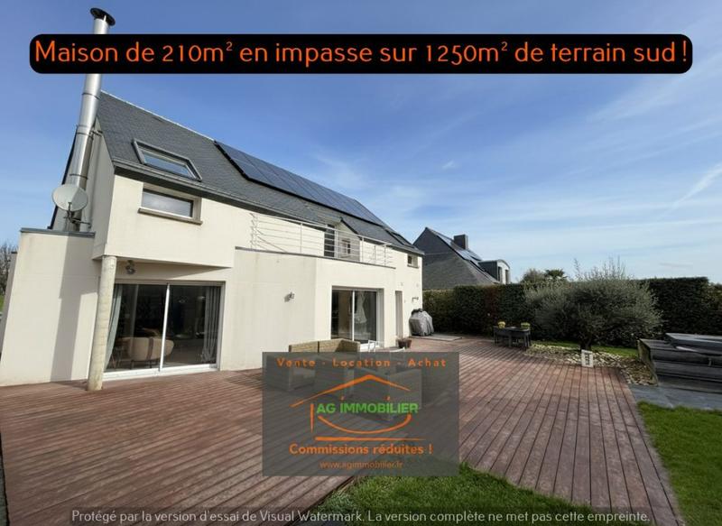 Maison contemporaine - 210 m² - 9 pièces