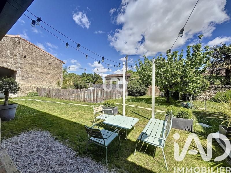 Maison - 320 m² - 10 pièces