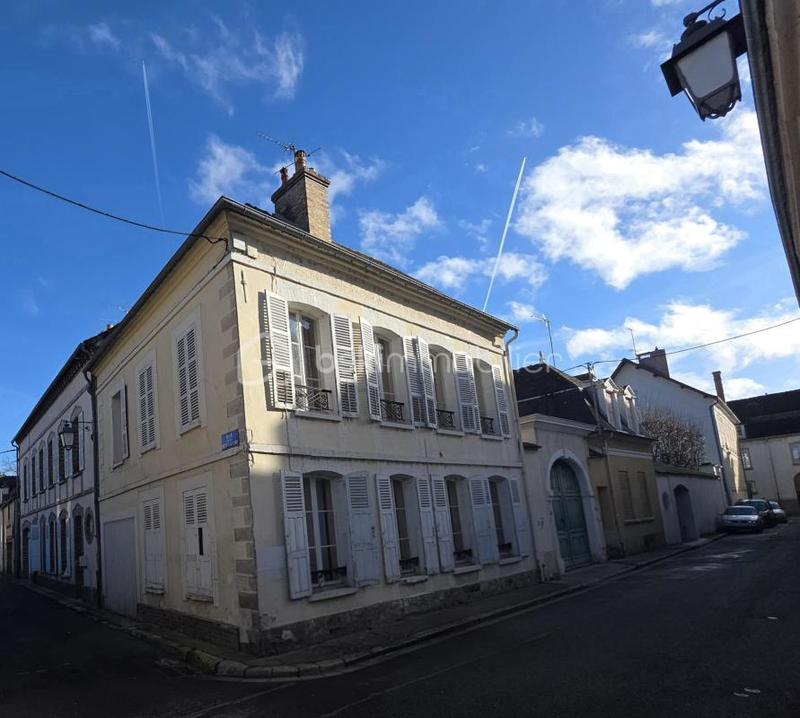 Immeuble - 100 m² - 6 pièces