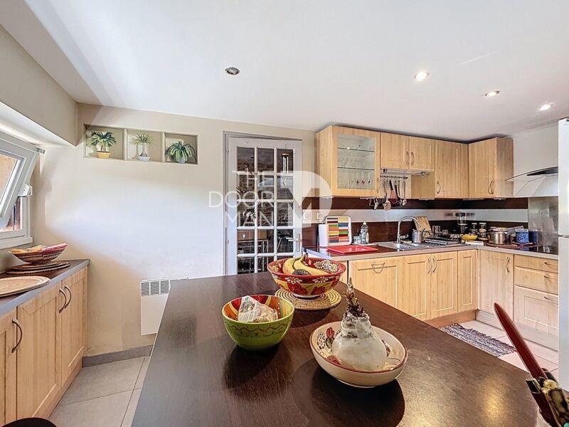 Maison - 87 m² - 4 pièces