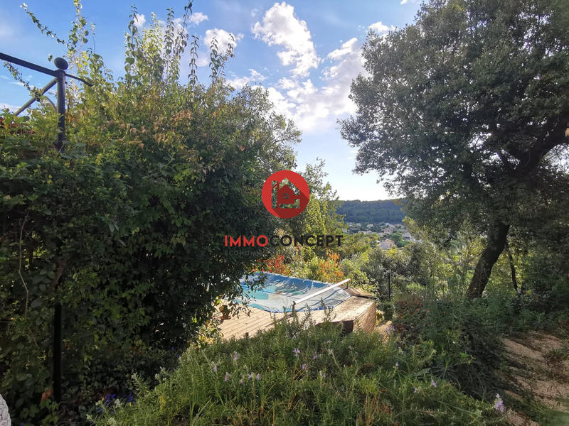 Maison - 139 m² - 6 pièces