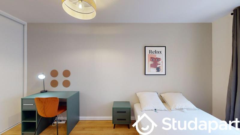 Chambre - 9 m² - 1 pièce