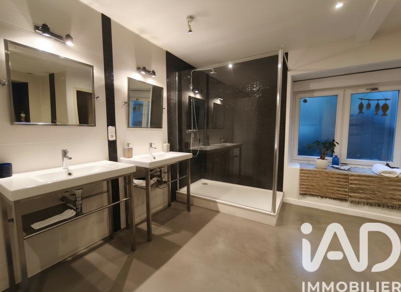 Loft - 167 m² - 4 pièces