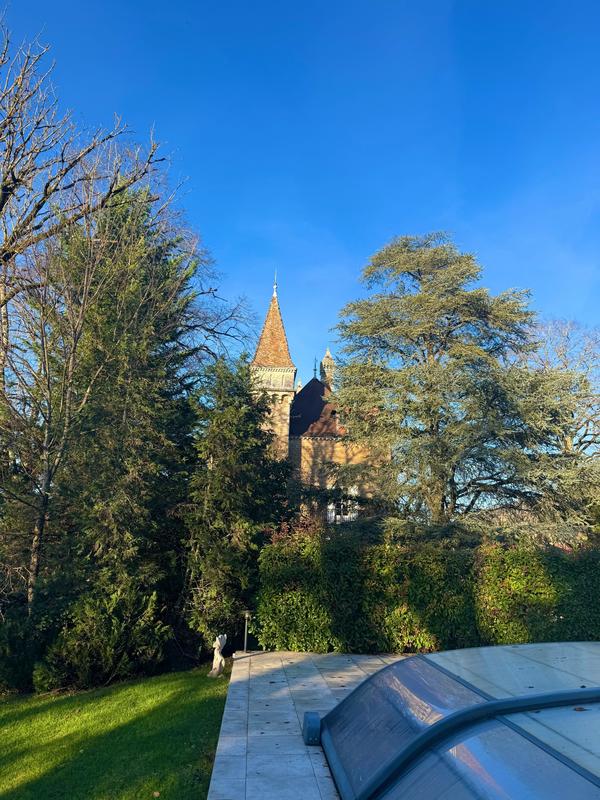 Maison de ville - 490 m² - 12 pièces