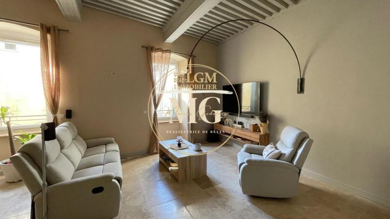 Maison - 185 m² - 6 pièces