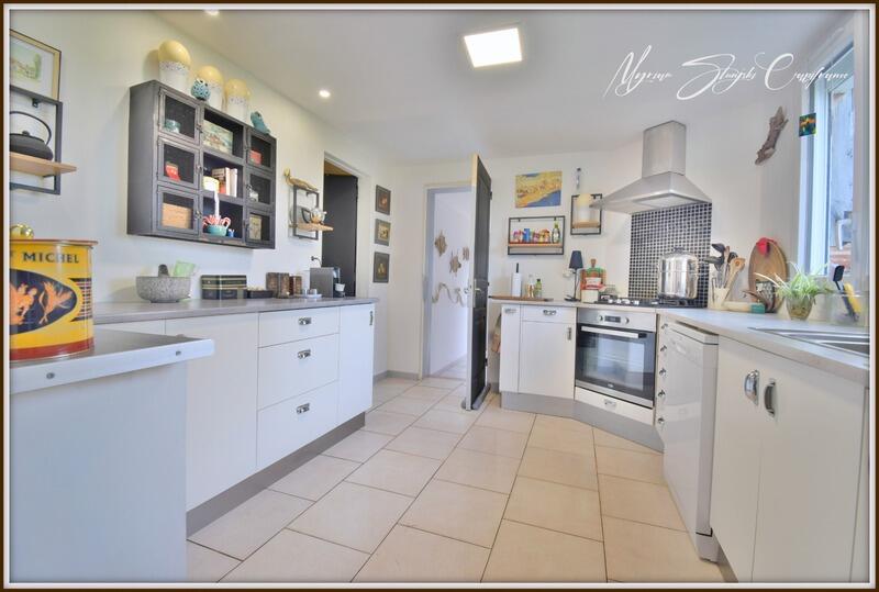 Maison - 140 m² - 6 pièces