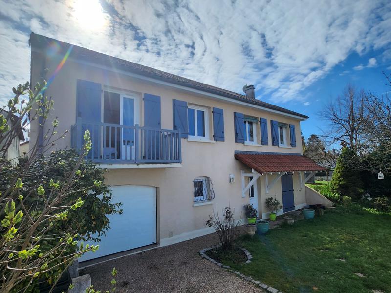 Maison - 115 m² - 7 pièces