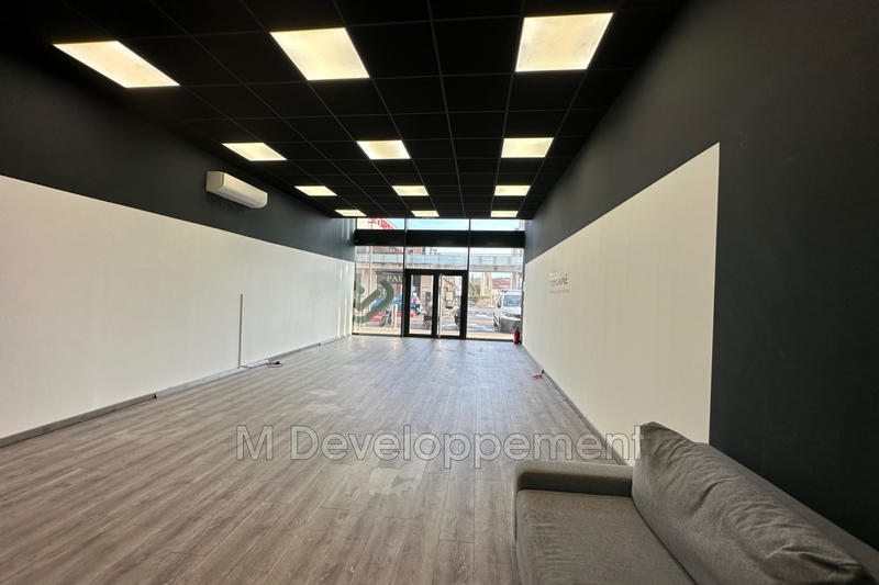 Local commercial - 75 m²