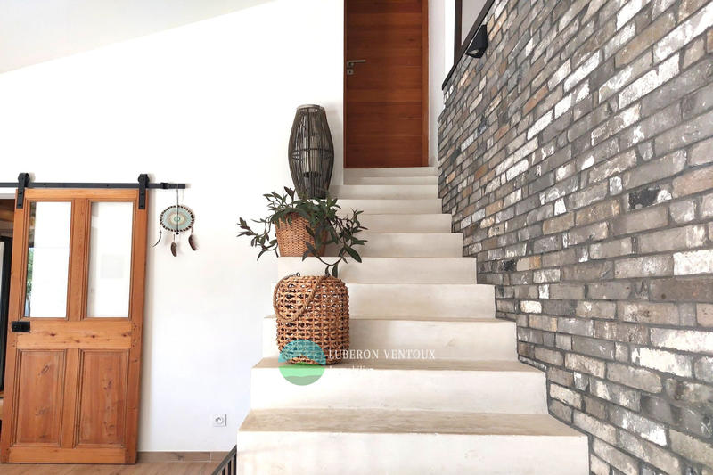 Maison - 191 m² - 8 pièces