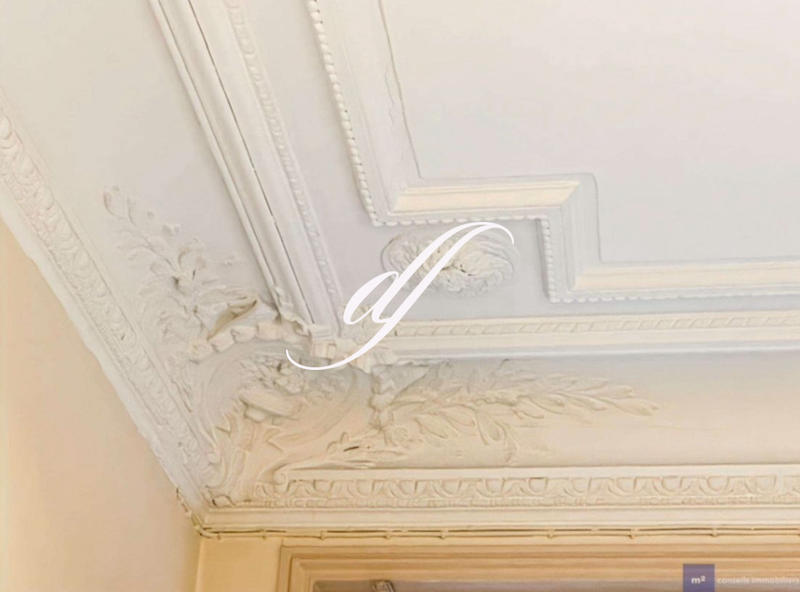 Local commercial - 178 m² - 9 pièces